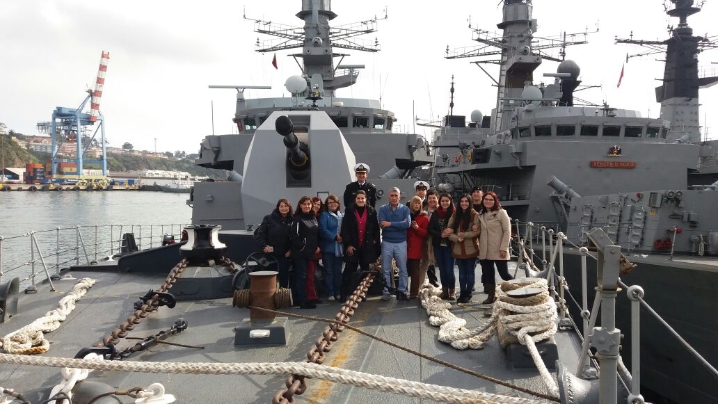 VISITA DEL PERSONAL DE LA UAC Y MECESUP A LA FRAGATA ALMIRANTE COCHRANE. VISITA DEL PERSONAL DE LA UAC Y MECESUP A LA FRAGATA ALMIRANTE COCHRANE.