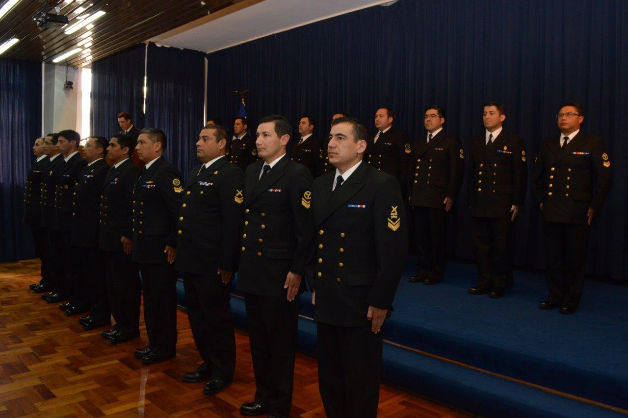 ACADEMIA POLITÉCNICA NAVAL GRADUÓ EL 3° CURSO DE MANDO 2017. ACADEMIA POLITÉCNICA NAVAL GRADUÓ EL 3° CURSO DE MANDO 2017.