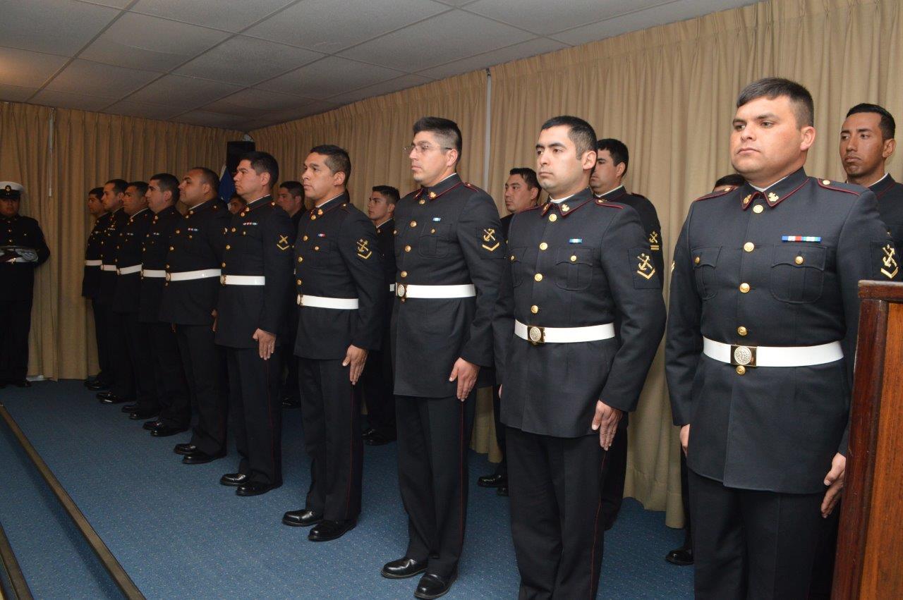 CEREMONIA GRADUACIÓN CURSO DE CONDUCTOR DE VEHÍCULOS MILITARES EN APOLINAV. CEREMONIA GRADUACIÓN CURSO DE CONDUCTOR DE VEHÍCULOS MILITARES EN APOLINAV.