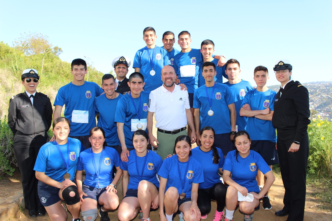 EQUIPOS DE CROSS COUNTRY DE LA APOLINAV OBTUVIERON EL SEGUNDO LUGAR EN ODESUP 2017. EQUIPOS DE CROSS COUNTRY DE LA APOLINAV OBTUVIERON EL SEGUNDO LUGAR EN ODESUP 2017.