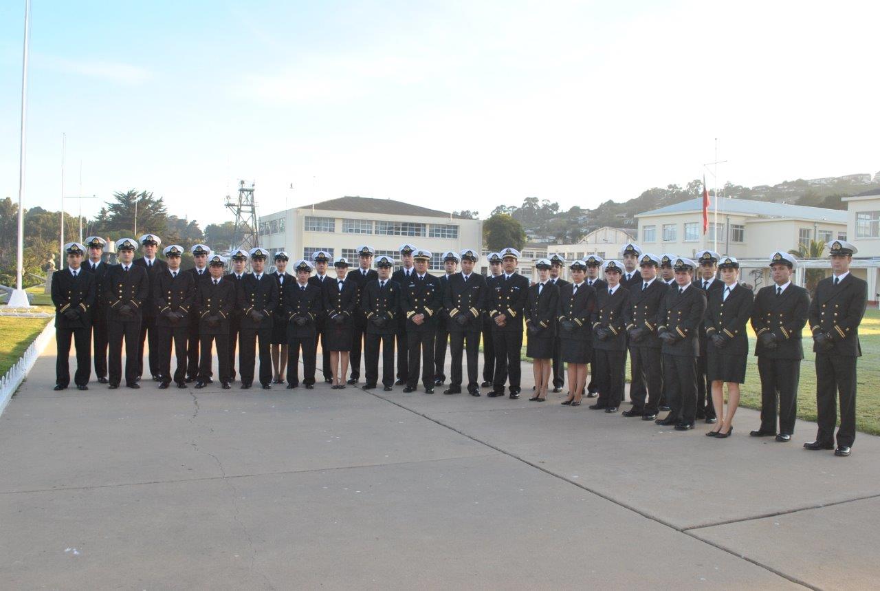 DIRECTOR APOLINAV RECEPCIONA AL CURSO BÁSICO DE GUERRA NAVAL 2017. DIRECTOR APOLINAV RECEPCIONA AL CURSO BÁSICO DE GUERRA NAVAL 2017.