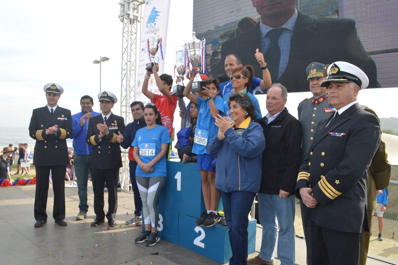 MÁS DE 5 MIL CORREDORES PARTICIPARON EN LA CORRIDA BICENTENARIO ARMADA DE CHILE. MÁS DE 5 MIL CORREDORES PARTICIPARON EN LA CORRIDA BICENTENARIO ARMADA DE CHILE.