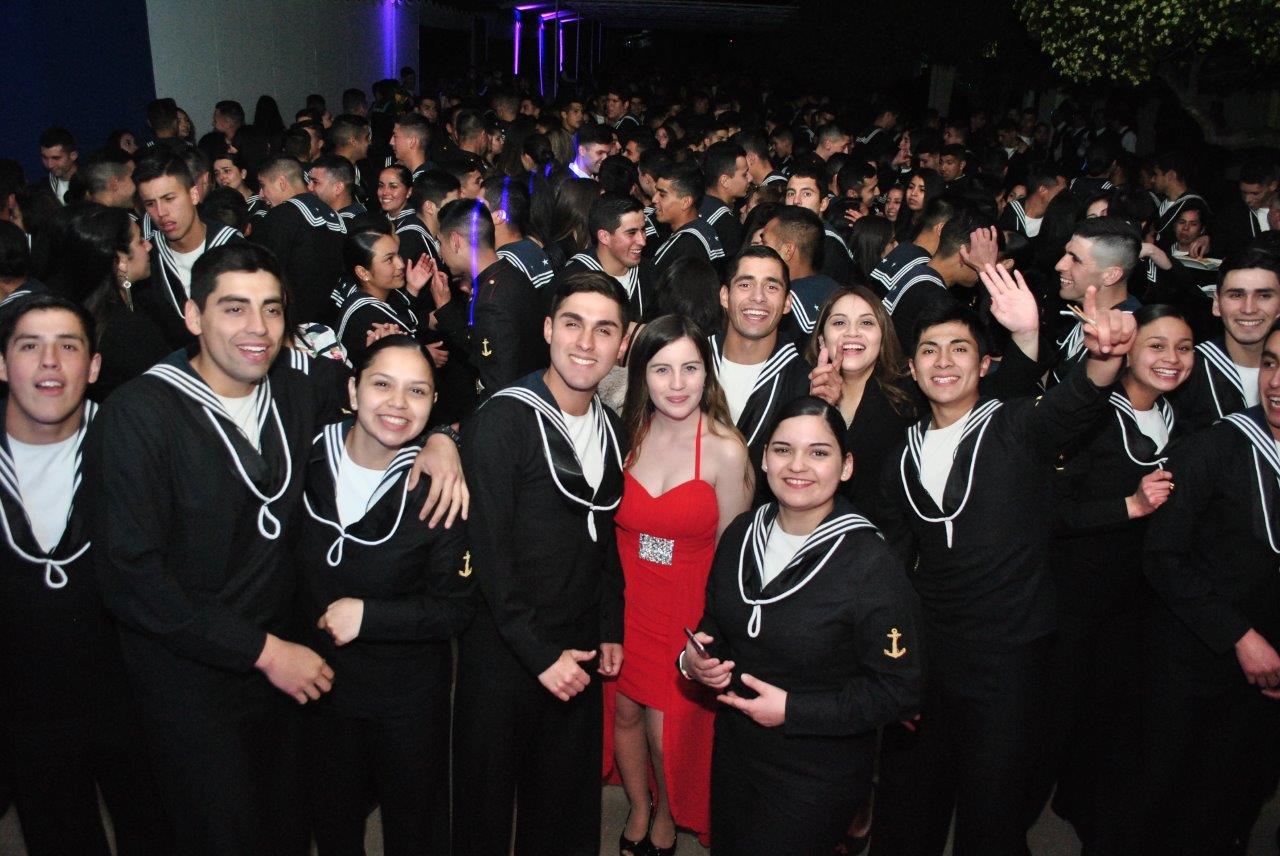 ACADEMIA POLITÉCNICA NAVAL REALIZÓ FIESTA PARA SUS GRUMETES. ACADEMIA POLITÉCNICA NAVAL REALIZÓ FIESTA PARA SUS GRUMETES.