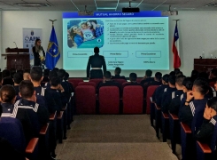 GRUMETES DE LA ACADEMIA POLITÉCNICA NAVAL PARTICIPAN EN CHARLAS INFORMATIVAS DE LA MUTUAL DE SEGUROS DE CHILE.