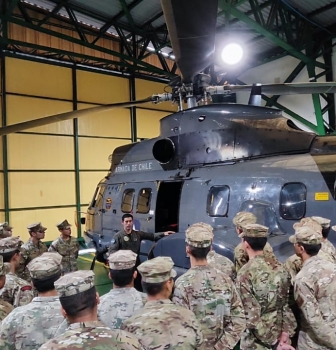 GRUMETES INFANTES DE MARINA DE LA ACADEMIA POLITÉCNICA NAVAL VISITAN BASAERO.