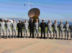 ALUMNOS DE LA F.A.CH.  VISITAN LA ACADEMIA POLITÉCNICA NAVAL.