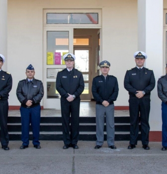 LAS ACADEMIAS POLITÉCNICAS MILITAR Y AERONÁUTICA VISITARON LA ACADEMIA POLITÉCNICA NAVAL.