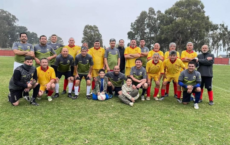 EX ALUMNOS DE LA ESCUELA DE INFANTERÍA DE MARINA REALIZARON CUADRANGULAR DE FÚTBOL EN LA A.P.N.