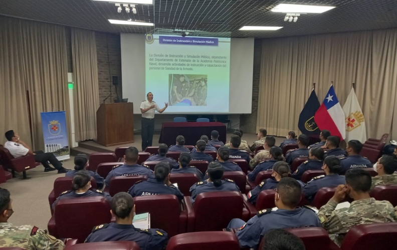 FINALIZÓ CURSO REMA PARA ENFERMEROS NAVALES RECIEN EGRESADOS.