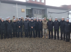 ALUMNOS DE LA ACADEMIA POLITÉCNICA NAVAL EFECTÚAN VISITA PROFESIONAL A SUBTELVALP.