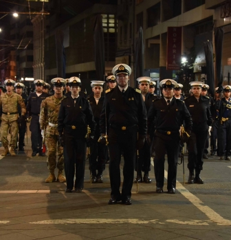 ACADEMIA POLITÉCNICA NAVAL EFECTUÓ PREPARATORIA NOCTURNA PARA EL DESFILE DEL 21 DE MAYO.