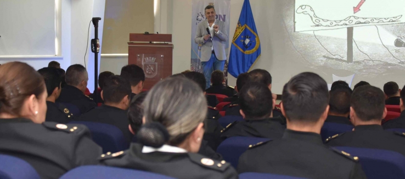 CONFERENCIA DE “MODELOS DE LENGUAJE: DESDE ENFOQUES TRADICIONALES HASTA NEURONALES” EN LA ACADEMIA POLITÉCNICA NAVAL.