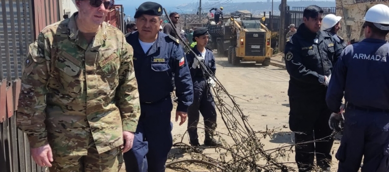 EL JEFE DE LA FUERZA DE TAREAS DE VIÑA DEL MAR REALIZÓ VISITA OPERATIVA AL PERSONAL DESPLEGADO EN EL INCENDIO.