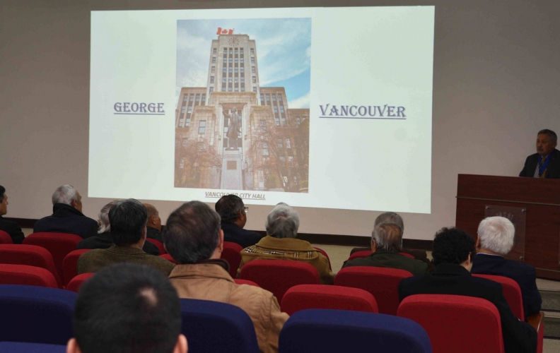 ACADEMIA DE HISTORIA NAVAL Y MARÍTIMA DE CHILE EXPONE EN LA ACADEMIA POLITÉCNICA NAVAL.