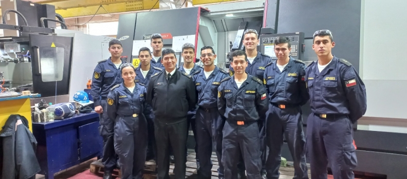 CURSO PRIMER AÑO OPERADOR DE MÁQUINAS HERRAMIENTAS DE LA A.P.N. VISITÓ ASMAR (V).