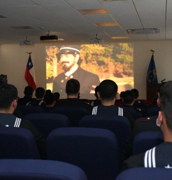 LA ACADEMIA POLITÉCNICA NAVAL EFECTUÓ LANZAMIENTO DE LA MINISERIE “ALDEA: PATRIOTISMO, VALENTÍA Y LEALTAD”.