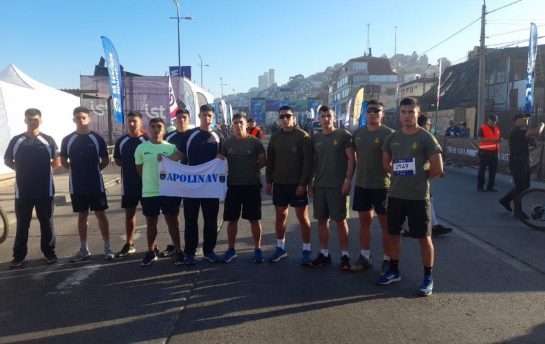 EFECTIVOS DE LA ACADEMIA POLITÉCNICA NAVAL PARTICIPAN EN MARATÓN DE VIÑA DEL MAR.