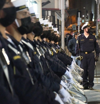 ACADEMIA POLITÉCNICA NAVAL REALIZÓ PREPARATORIA NOCTURNA PARA EL DESFILE DEL 21 DE MAYO.