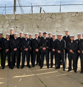 ALUMNOS DE LA ACADEMIA POLITÉCNICA NAVAL EJERCITAN EN EL CENTARM.