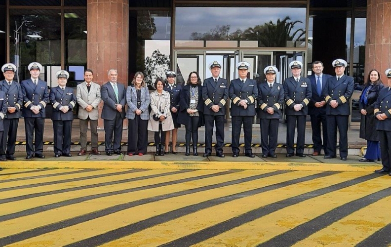 OFICIALES PARTICIPAN EN PRIMER DIPLOMADO EN GESTIÓN DE SALUD NAVAL.