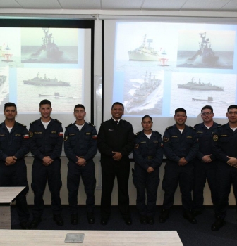 ACADEMIA POLITÉCNICA NAVAL REALIZA CHARLA MOTIVACIONAL DE LA ESPECIALIDAD DE ELECTRÓNICA.