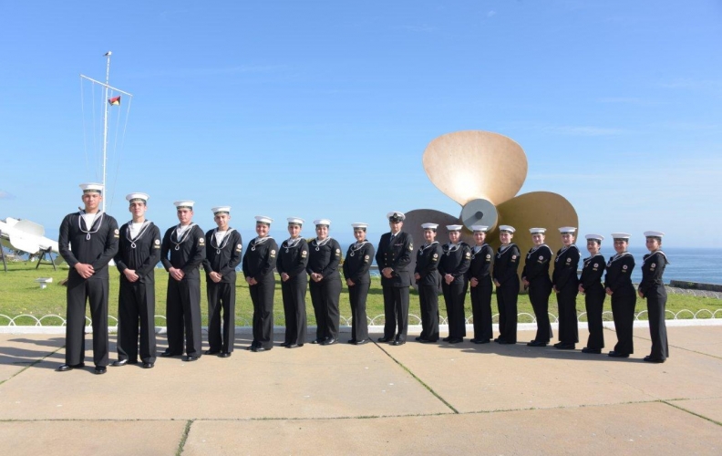 ACADEMIA POLITÉCNICA NAVAL EGRESÓ AL CURSO DE SANIDAD NAVAL.