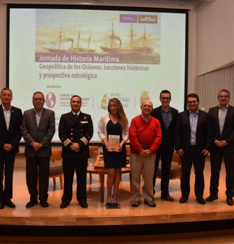 ACADEMIA POLITÉCNICA NAVAL PARTICIPA EN “JORNADA DE HISTORIA MARÍTIMA” DE LA UNIVERSIDAD ADOLFO IBAÑEZ.