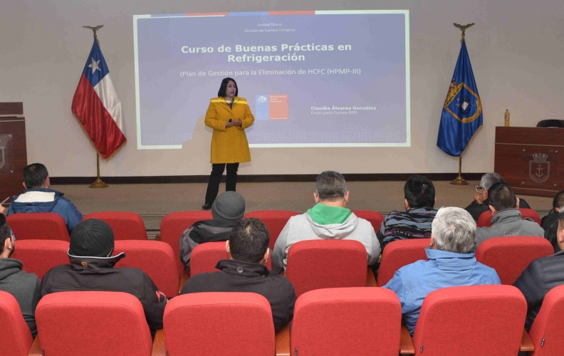 ACADEMIA POLITÉCNICA NAVAL FINALIZÓ CURSO DE “BUENAS PRÁCTICAS EN REFRIGERACIÓN”.