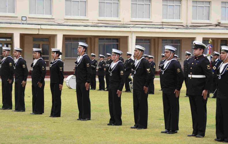 ACADEMIA POLITÉCNICA NAVAL EFECTUÓ CEREMONIA INTERNA DE ASCENSOS Y JURAMENTO A LA BANDERA.