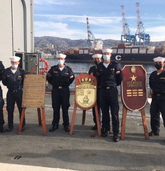 ALUMNOS DE LA A.P.N. REALIZAN VISITA PROFESIONAL A FRAGATA PRAT.