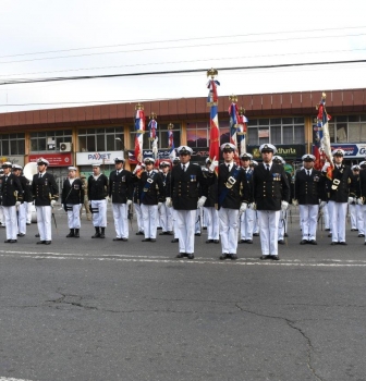 ACADEMIA POLITÉCNICA NAVAL DESFILÓ EN VALPARAÍSO EN CONMEMORACIÓN DEL 212° ANIVERSARIO PATRIO.