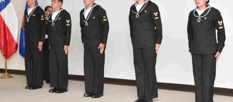 ACADEMIA POLITÉCNICA NAVAL EGRESÓ NUEVOS ESPECIALISTAS DEL LITORAL.