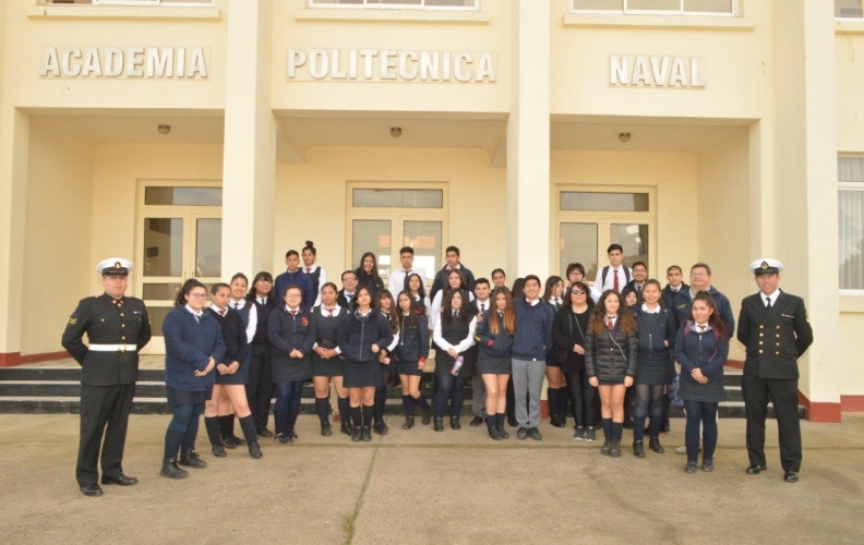 APOLINAV ES VISITADA POR ALUMNOS DEL COLEGIO OBISPO RAFAEL LIRA. APOLINAV ES VISITADA POR ALUMNOS DEL COLEGIO OBISPO RAFAEL LIRA.