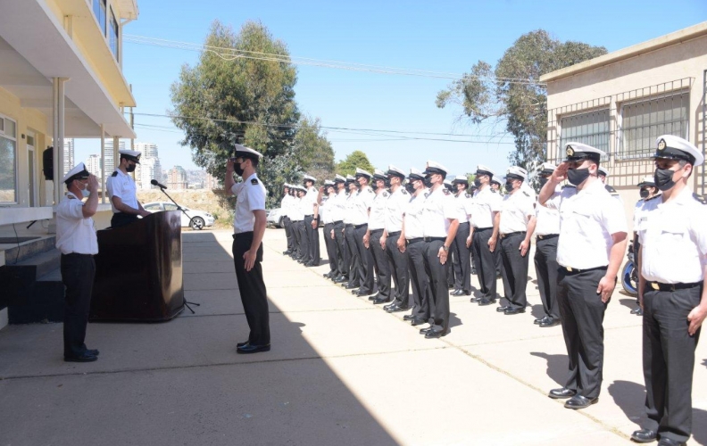ACADEMIA POLITÉCNICA NAVAL FINALIZÓ EL 7° CURSO DE MANDO 2021. ACADEMIA POLITÉCNICA NAVAL FINALIZÓ EL 7° CURSO DE MANDO 2021.