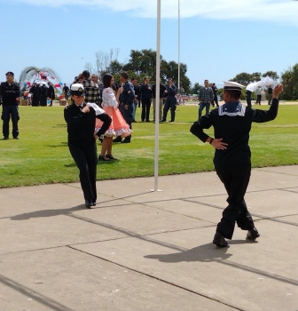 DOTACIÓN DE LA ACADEMIA POLITÉCNICA NAVAL CELEBRÓ “DÍA DE LA CHILENIDAD”.