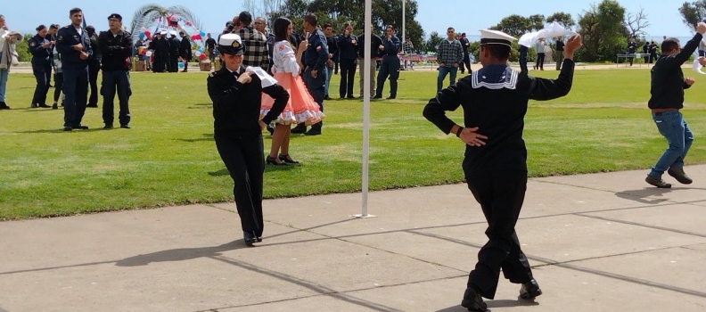 DOTACIÓN DE LA ACADEMIA POLITÉCNICA NAVAL CELEBRÓ “DÍA DE LA CHILENIDAD”.