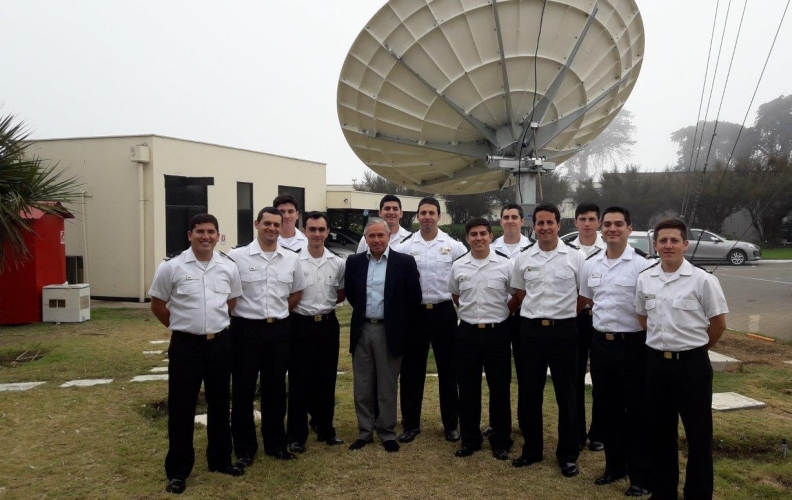 OFICIALES ALUMNOS DEL 7° AÑO TELECOMUNICACIONES DE LA APOLINAV VISITARON TELMARVALP. OFICIALES ALUMNOS DEL 7° AÑO TELECOMUNICACIONES DE LA APOLINAV VISITARON TELMARVALP.