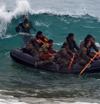 ACADEMIA POLITÉCNICA NAVAL ENCABEZA INVESTIGACIÓN INNOVADORA PARA MEJORAR EL RENDIMIENTO ACADÉMICO DE LOS GRUMETES Y REDUCIR EL ESTRÉS MILITAR.