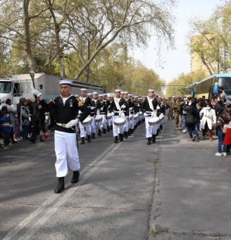 ACADEMIA POLITÉCNICA NAVAL DESFILÓ EN EL DÍA DE LAS GLORIAS DEL EJÉRCITO DE CHILE.