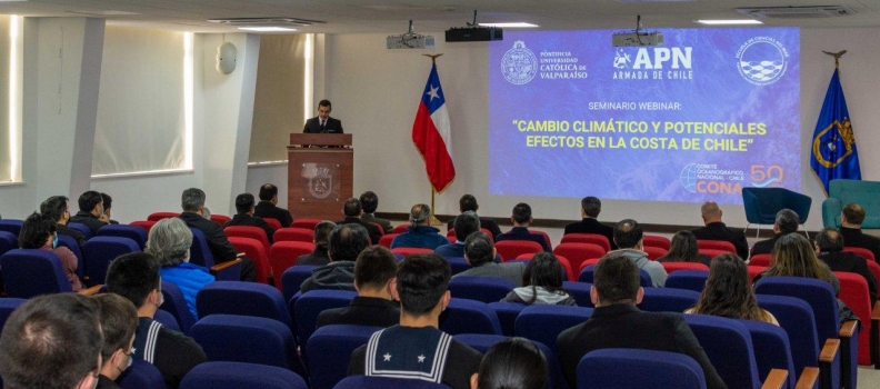 LA ACADEMIA POLITÉCNICA NAVAL REALIZÓ WEBINAR EN CONJUNTO CON LA PUCV.