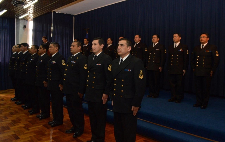 ACADEMIA POLITÉCNICA NAVAL GRADUÓ EL 3° CURSO DE MANDO 2017. ACADEMIA POLITÉCNICA NAVAL GRADUÓ EL 3° CURSO DE MANDO 2017.