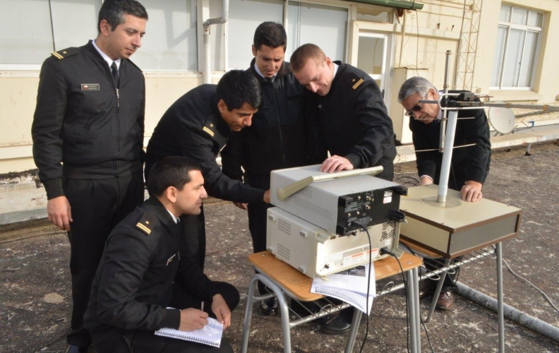 8° INGENIERÍA NAVAL ELECTRÓNICA DE LA A.P.N. REALIZA EJERCICIO PRÁCTICO. 8° INGENIERÍA NAVAL ELECTRÓNICA DE LA A.P.N. REALIZA EJERCICIO PRÁCTICO.