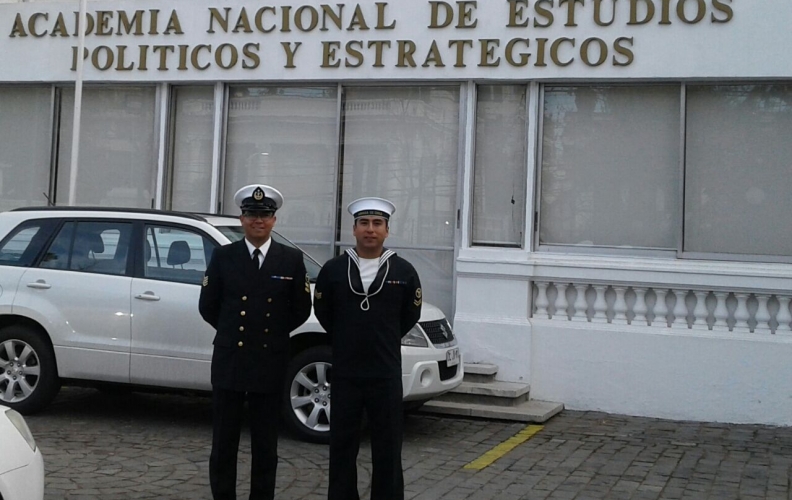 ESCUELA DE INCENDIO APOLINAV INSTRUYE A LA DOTACIÓN DE LA ANEPE ESCUELA DE INCENDIO APOLINAV INSTRUYE A LA DOTACIÓN DE LA ANEPE