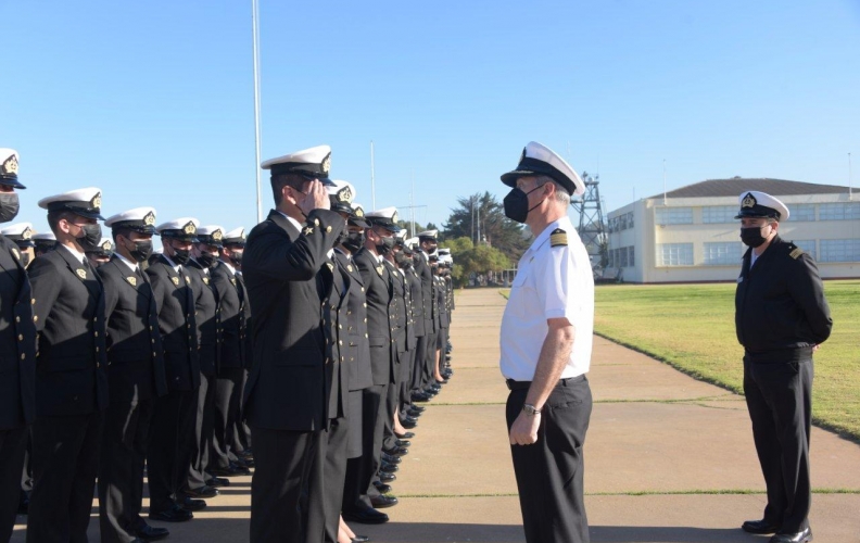 CURSO DE GUARDIAMARINAS 2021 FINALIZÓ SU ESTADÍA EN LA ACADEMIA POLITÉCNICA NAVAL. CURSO DE GUARDIAMARINAS 2021 FINALIZÓ SU ESTADÍA EN LA ACADEMIA POLITÉCNICA NAVAL.