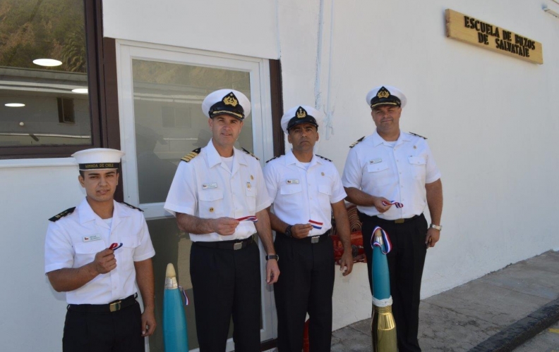 ESCUELA DE BUCEO DE LA APOLINAV INAUGURA NUEVAS DEPENDENCIAS. ESCUELA DE BUCEO DE LA APOLINAV INAUGURA NUEVAS DEPENDENCIAS.