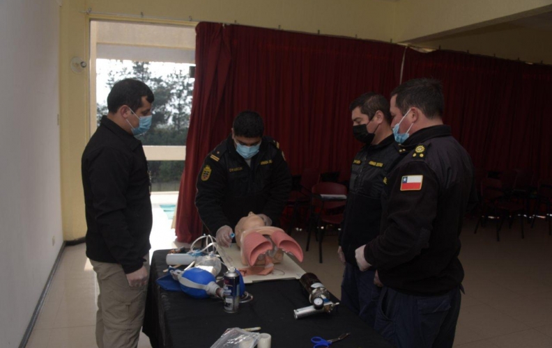 DOTACIÓN ANTÁRTICA 2021-2022 REALIZÓ CURSO DE PRIMEROS AUXILIOS EN APOLINAV. DOTACIÓN ANTÁRTICA 2021-2022 REALIZÓ CURSO DE PRIMEROS AUXILIOS EN APOLINAV.