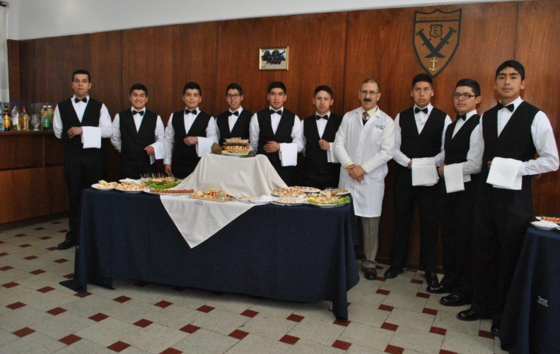 DEGUSTACIÓN REALIZARON LOS CURSOS SENCE DE LA ACADEMIA POLITÉCNICA NAVAL. DEGUSTACIÓN REALIZARON LOS CURSOS SENCE DE LA ACADEMIA POLITÉCNICA NAVAL.