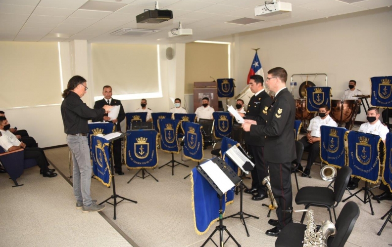 EN ACADEMIA POLITÉCNICA NAVAL FINALIZÓ “DIPLOMADO EN DIRECCIÓN DE BANDAS INSTRUMENTALES”. EN ACADEMIA POLITÉCNICA NAVAL FINALIZÓ “DIPLOMADO EN DIRECCIÓN DE BANDAS INSTRUMENTALES”.