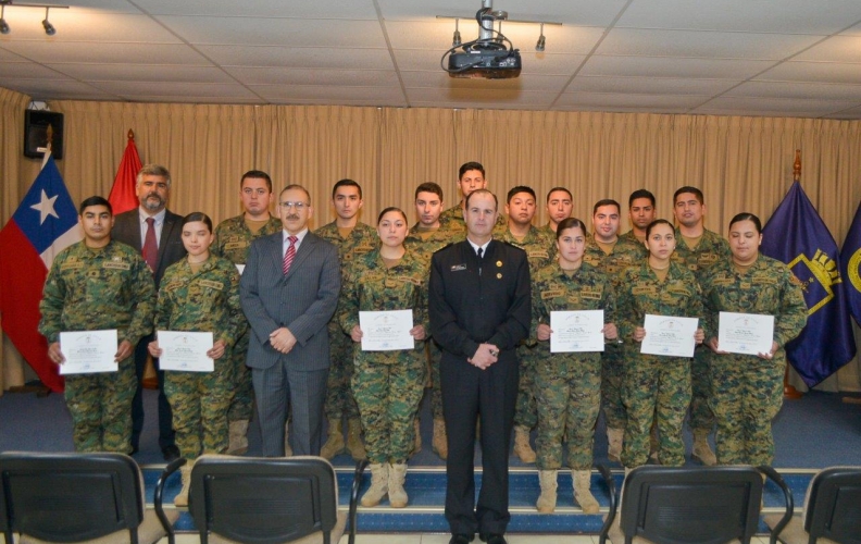 EGRESÓ NUEVO CURSO DE MAYORDOMOS DEL EJÉRCITO REALIZADO POR LA APOLINAV. EGRESÓ NUEVO CURSO DE MAYORDOMOS DEL EJÉRCITO REALIZADO POR LA APOLINAV.