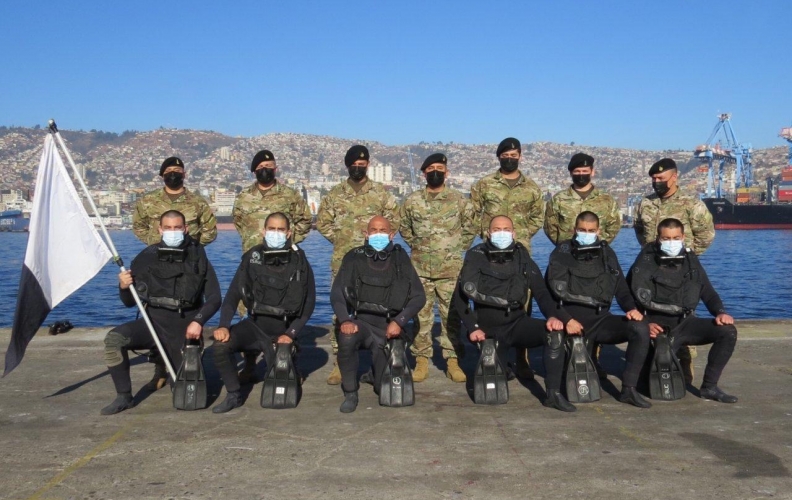 ESCUELA DE BUCEO PREPARA A ENFERMEROS EN SUMERSIÓN. ESCUELA DE BUCEO PREPARA A ENFERMEROS EN SUMERSIÓN.